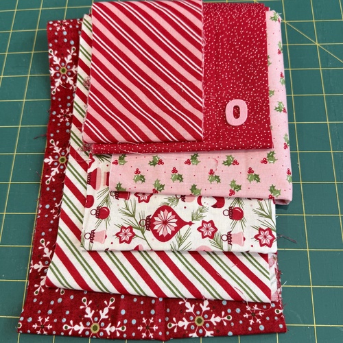 Megelles March 2026 Scrap Bundle O Once Upon a Christmas & Peppermint Bark - Approx 200grams