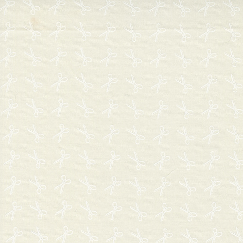 Linen Cupboard Ivory Scissors 20483 12 Quilting Fabric 