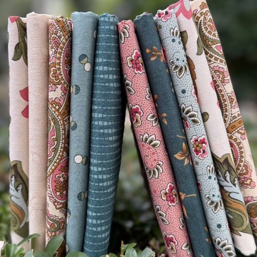 Collections for a Cause Unity MYSTERY 5 Piece FAT Quarter Special Bundle