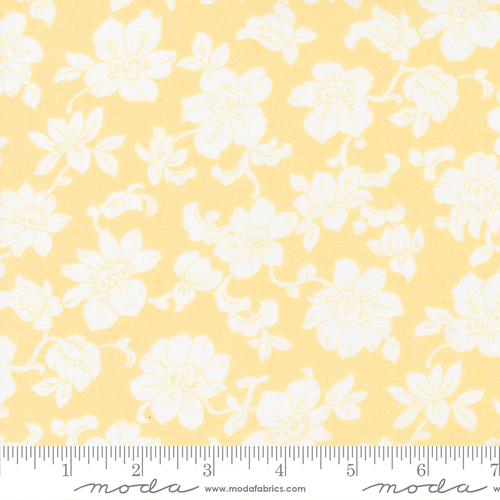 The Shores Sunshine 18740 12 Quilting Fabric
