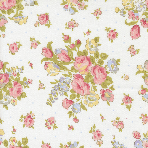 Memory Lane Off White 18780 11 Main Floral Quilting Fabric