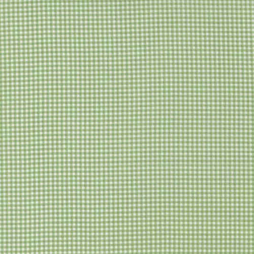 I Believe in Angels Mistletoe M3006 14  Patchwork Fabric