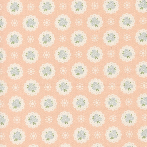 Handmade Sweetness Doily Petal 31792 16 Quilting Fabric