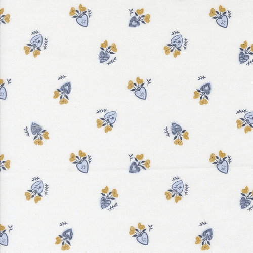 Sun Drenched Cloud 43202 11 Vintage Lockets Novelty Quilting Fabric