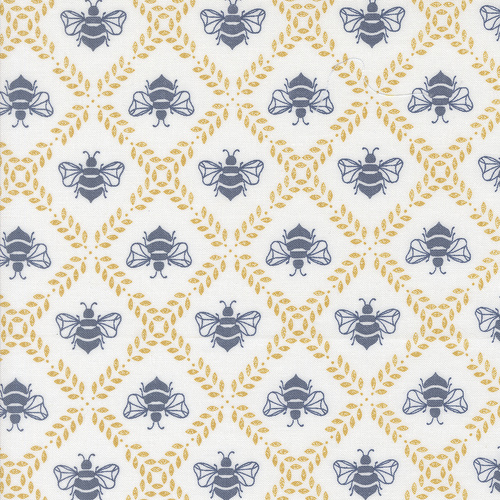Sun Drenched Cloud 43204 11 Gathering Honey Novelty Bees Quilting Fabric