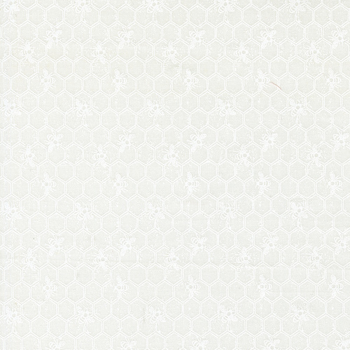 Wild Honey Daisy White 5253 21 Honeycomb Novelty Bees BlenderÊQuilting Fabric 