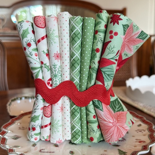 Merrily On High Green 8 Piece Special Bundle