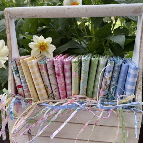 Spring Cheer 16 Piece Special Bundle by Heatherlee Chan – Clothworks