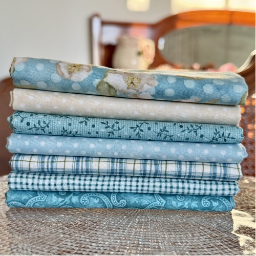 Winsome Azure 7 Piece Special Bundle