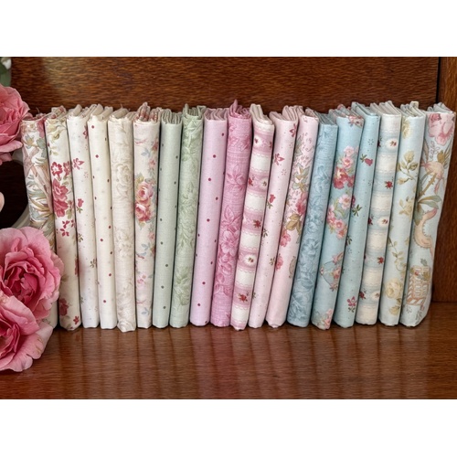 Charlotte 19 Piece Special Bundle