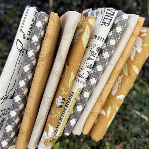 Farmstead MYSTERY 5 Piece FAT Quarter Special Bundle