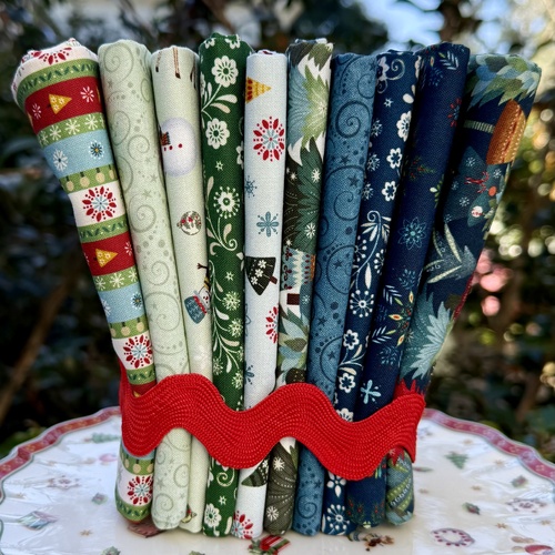 Nordic Holiday Village Blue 10 Piece Special Bundle 